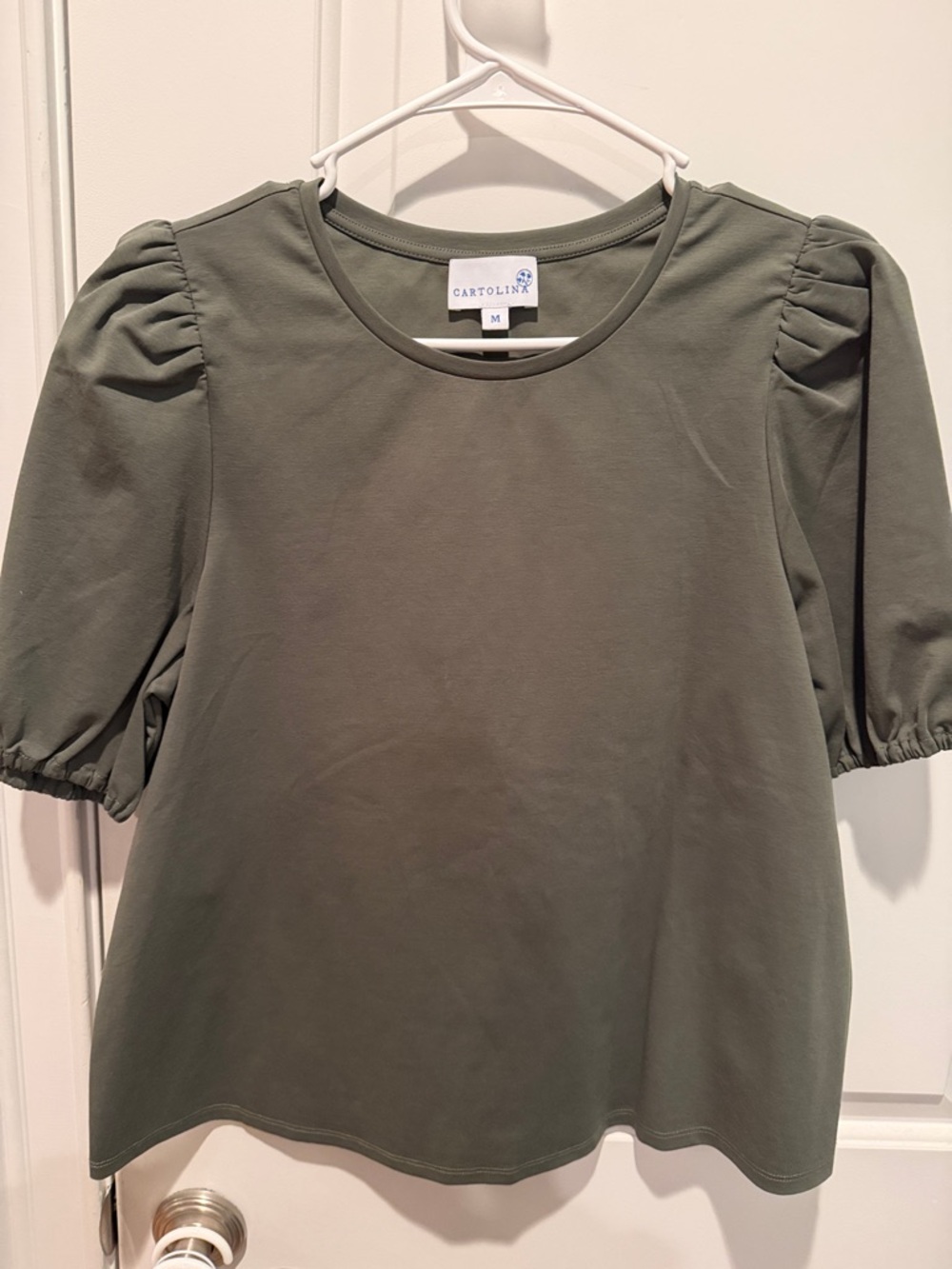 Cartolina Olive Puff-Sleeve Short Sleeve Top